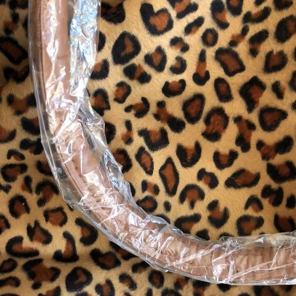 NWOT weekender bag animal print - Picture 3 of 6